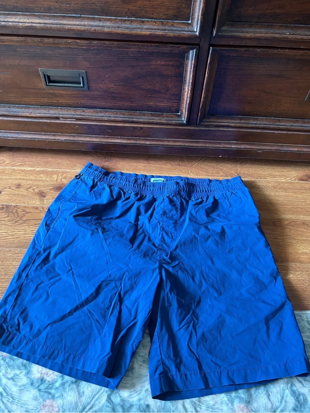 Old Navy Men's quick dry blue shorts in size L